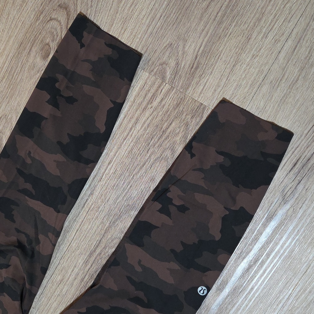 Lululemon Fast and Free Tight II 25" *Nulux Heritage 365 Camo Brown Earth Multi - Picture 11 of 16
